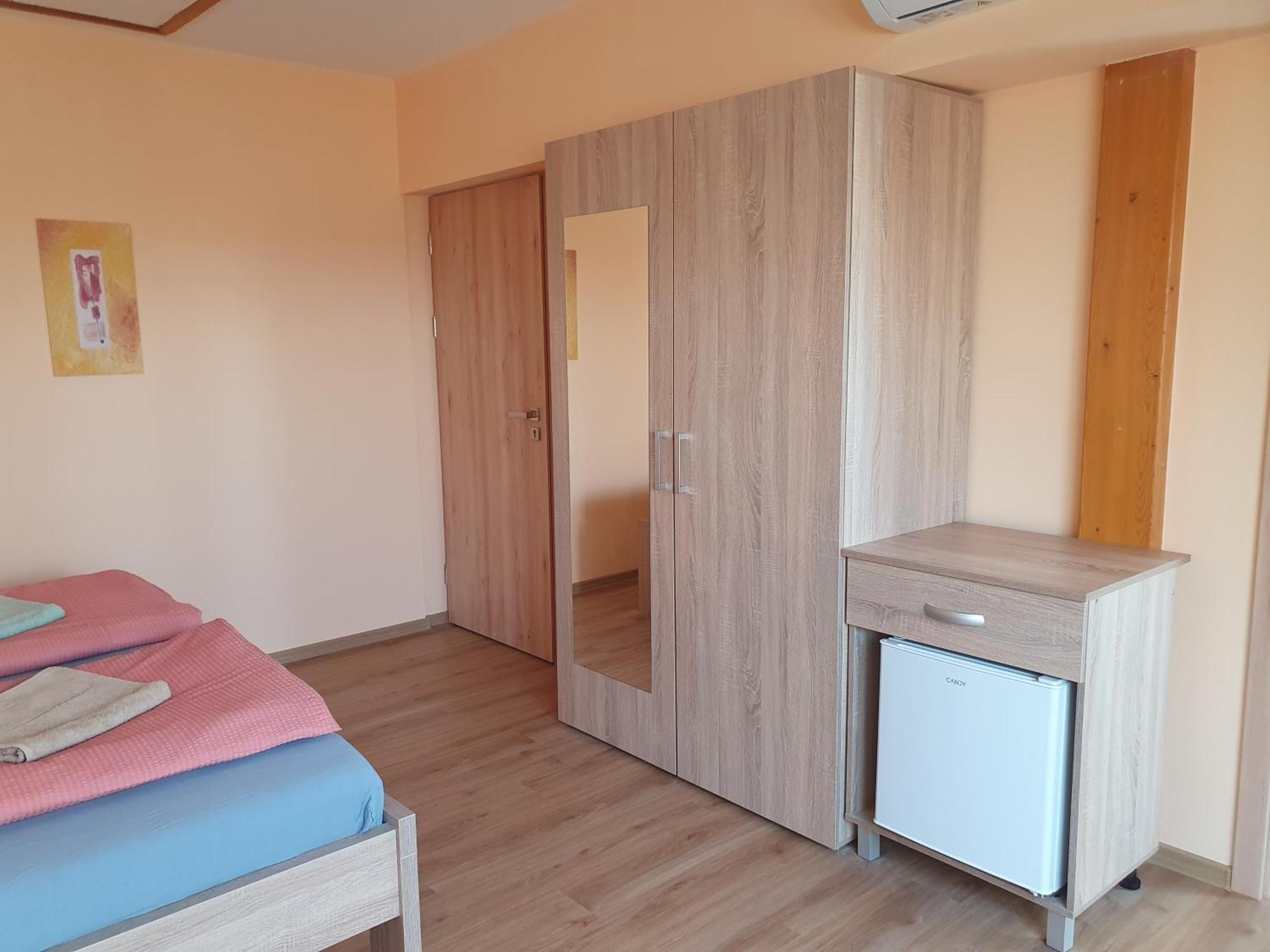 Pension Zeleny Strom Mikulov Buitenkant foto